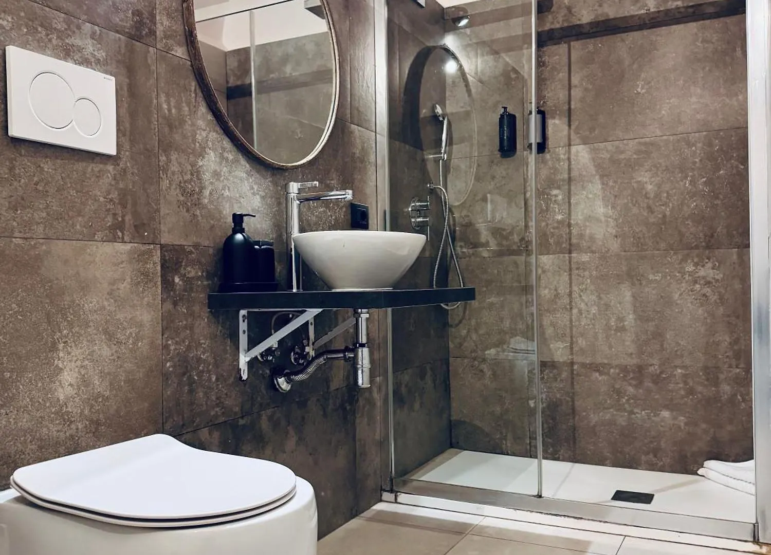 La Giulia Luxury - Homkeey Apartments Rome